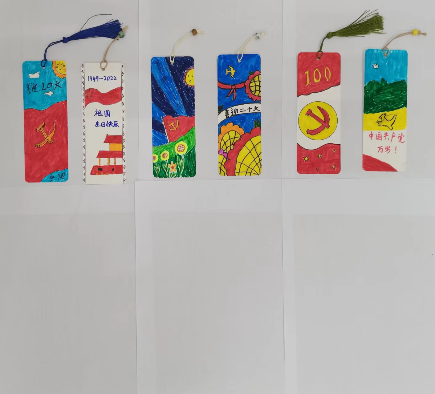 同学们绘制的书签展示图片:白家佳文字:刘珪编辑:董琨初审:孙春梅