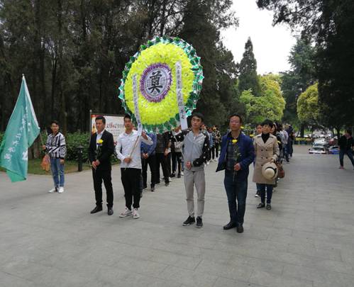 1807dad50e4287b21af715c62cee954